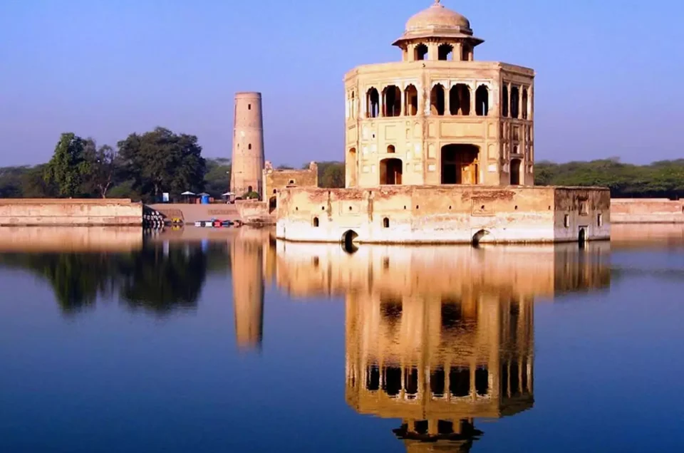 Historical Places To Visit in Pakistan
